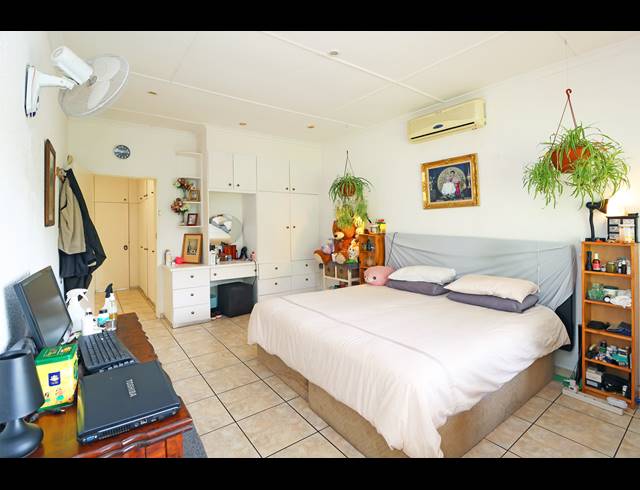 3 BEDROOM HOUSE FOR SALE IN BRAMLEY